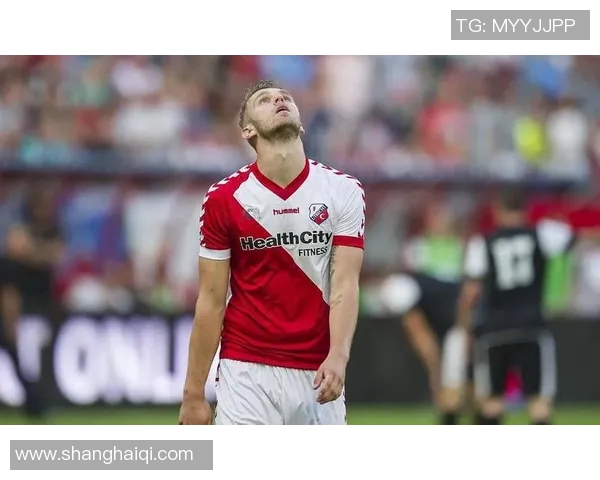 弗赖堡客场战平门兴格拉德巴赫,保持不败取得关键积分